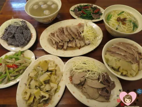 【試吃】新北板橋。鼎上傳統鵝肉店～鵝時懷舊好滋味