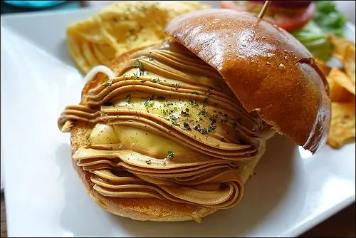 《小姑食記/捷運板南線/府中站美食》板橋早午餐再一發~野豬核桃二訪