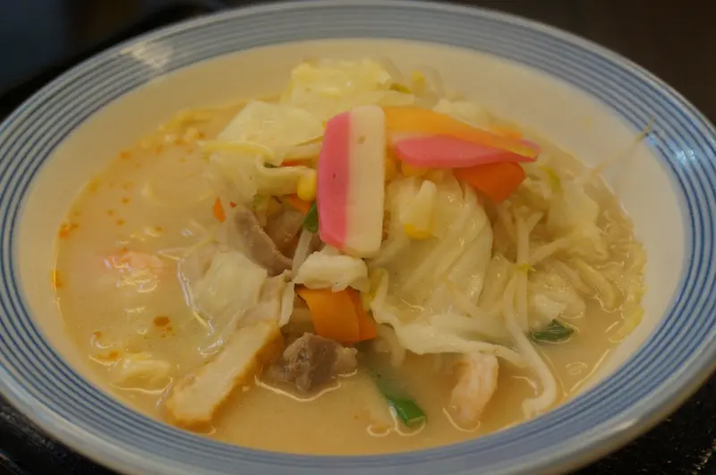 台北車站美食推薦- 日本連鎖第一Ringer Hut 長崎強棒麵