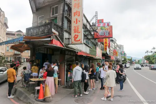 宜蘭必吃排隊美食，一天只營業5小時，賣完收攤，皮薄餡厚的好滋味