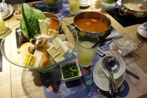 一五一食時尚鮮鍋遠企飯店敦南店 物超所值選擇多的平價精緻小火鍋