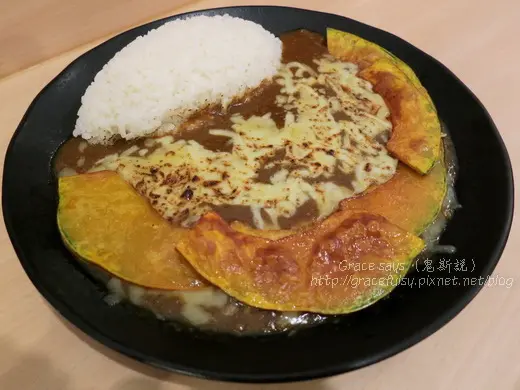 台中【日式】野島家咖哩屋。愛咖哩的怎麼能錯過！！口感一流，價格卻超級平價呀～