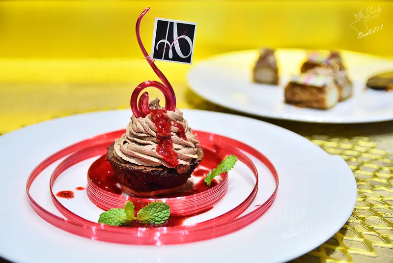 微風松高安娜可可:好美的法式拉糖甜點下午茶,台北信義區,捷運市政府站,閃電泡芙,馬卡龍,巧克力,千層派,現點現做(邀約)