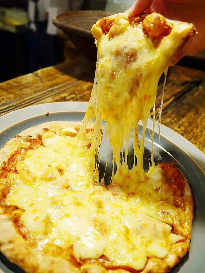 【台北】公館 So Free Pizza柴燒窯烤比薩&起司 超牽絲平價披薩*排隊美食之不吃怎可以！