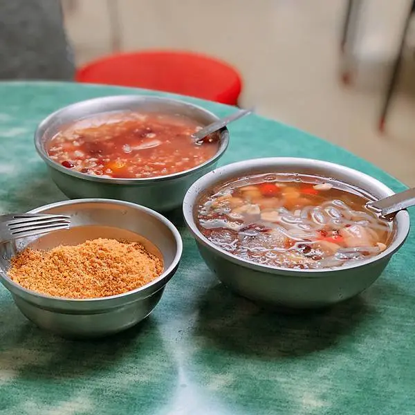 華西街55年古早味甜湯和燒麻糬，簡單樸實、用料天然實在 | 【台北市萬華區-龍山寺站】北港甜湯