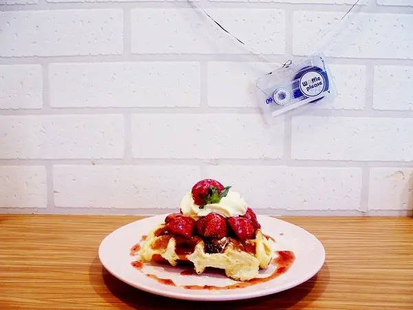 台北內湖美食|Waffle Please 比利時列日鬆餅 內湖下午茶推薦 內湖下午茶外送 不限時 有WIFI 有插座 內湖咖啡廳 捷運美食 捷運港墘站美食