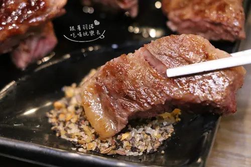 【羽諾食記】『燒桶子韓風立燒』捷運國父紀念館燒肉推薦❤想吃正宗韓式燒肉!?由專人為您桌邊服務 免飛韓國也可以簡單吃到 