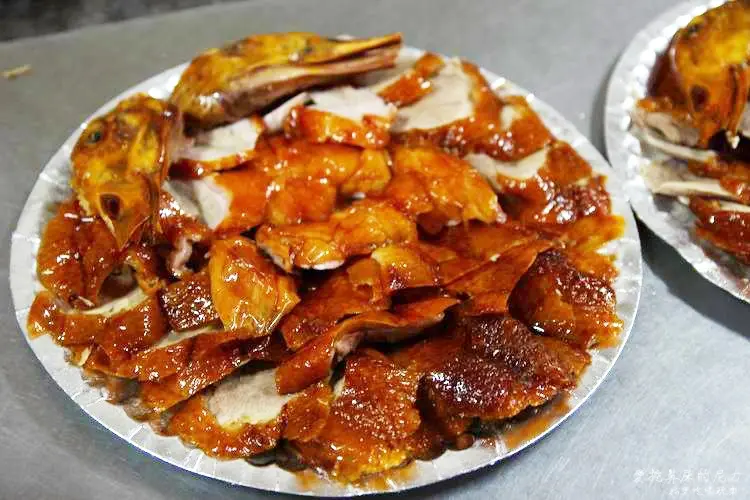 『食記』高雄左營。吃不到會讓人暴動的真口味烤鴨，吃一次就上癮