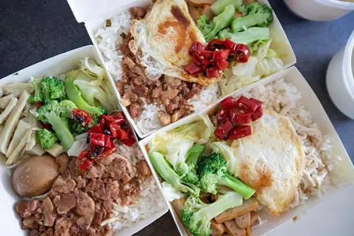 梁記嘉義雞肉飯 - 疫情期間的外帶 SOP 照樣快狠準