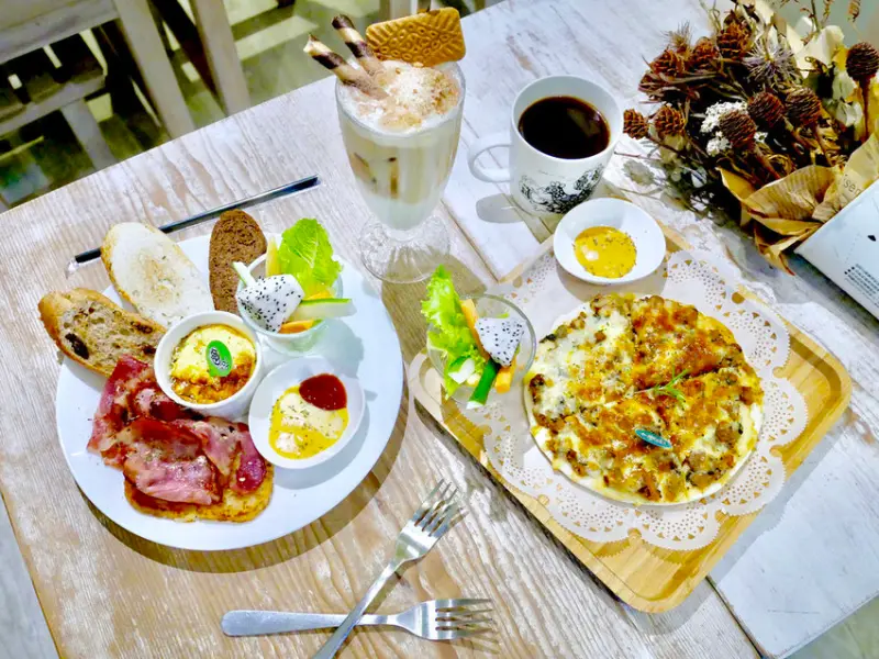 [台北萬華] 貳拾陸巷Somebody Cafe 早午餐網美文青集散地 / 好漂亮的花朵吐司歡樂盤(愛評體驗券)