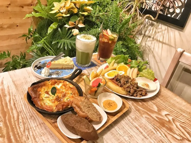 推薦店家─又多了家愛店~更新菜單!!【美食】貳拾陸巷 Somebody Cafe─插畫文創藝文咖啡廳─愛評體驗券