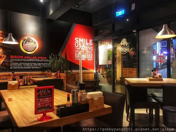中壢中央直營店-BISON野牛原味炭烤牛排-值得推薦的好吃        
      