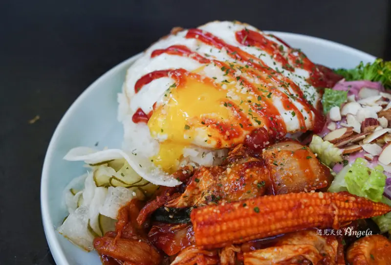 老宅復古文青風咖啡廳吃韓食無違和2J Cafe不限時享受 - 遇見天使~Angela