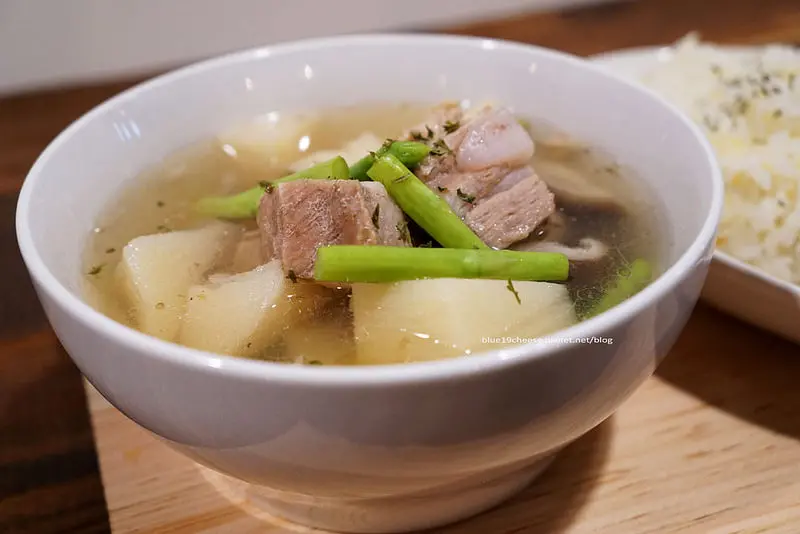 【台中西區】家.溫度 湯專門店 SOUP STOCKSTORE - 以湯為主的專門店.涼意漸起.就想喝碗熱湯暖身子