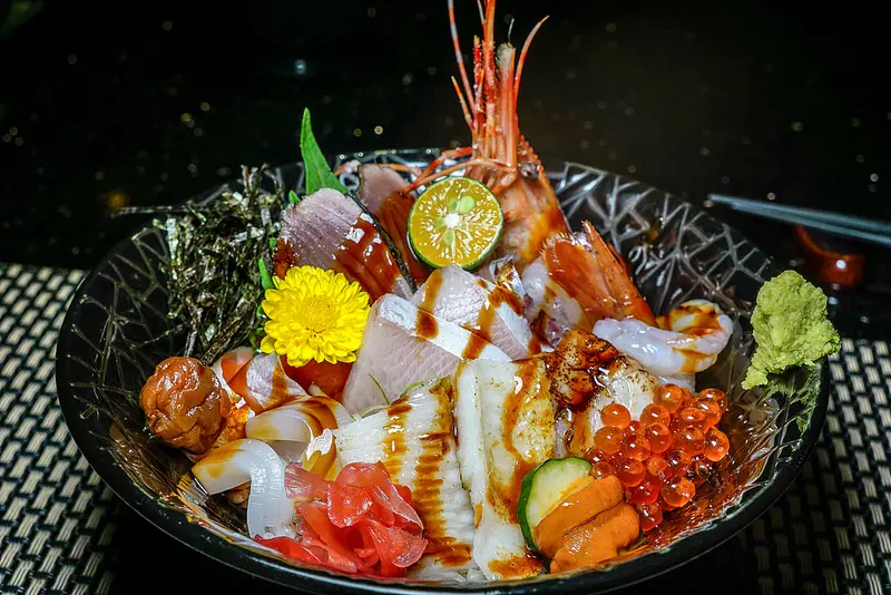 超強午間【超級無敵海景生魚丼】,打卡388就可以吃到!! 鼎膾北海道毛蟹專賣店