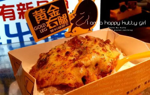 台中夜市│逢甲夜市/黃金右腿/章魚燒，夯翻天的韓式炸雞