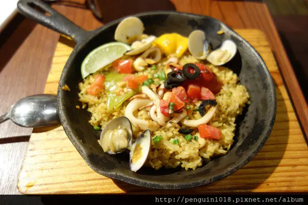 【台中】Cafe Grazie 義式屋古拉爵(台中中友店)；餐點樣式多變化，價格親民的義式餐廳~