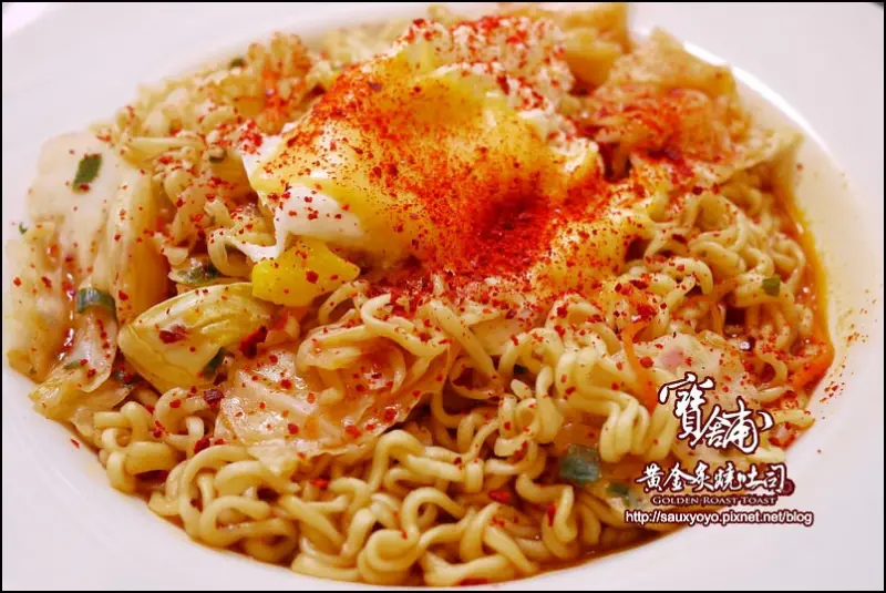 【台北】寶舖黃金炙燒吐司 ~ 台北後站巷弄好滋味 真材實料平價烤土司 人氣爆炒辛拉麵