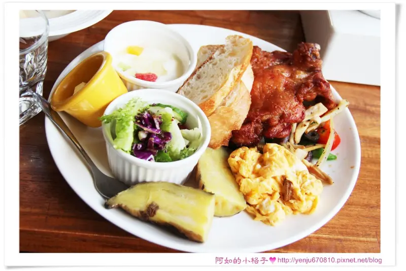 歡樂聚餐好選擇~鐵塔輕食館