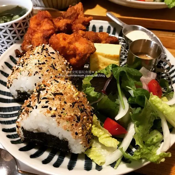 【新北。永和仁愛公園】女人的約會．A day cafe日日村食堂