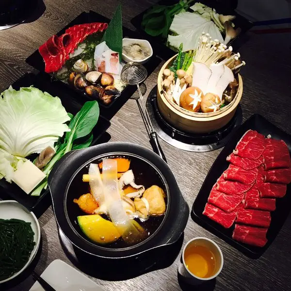 │食記│桃園藝文特區/村民食堂│海月鍋物。平價日式健康鍋物❤五顆星的用餐環境