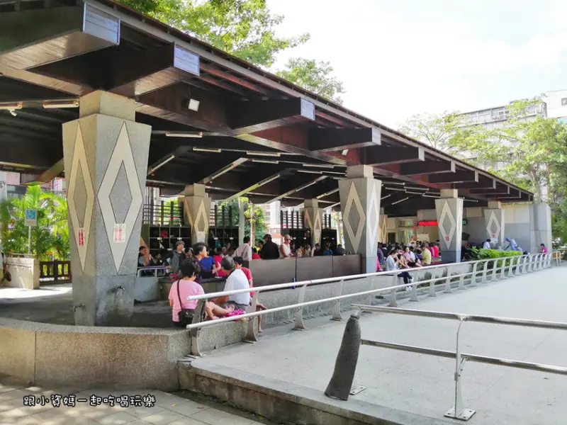 【台北市新北投景點】復興公園泡腳池 免費溫泉泡腳湯 親子一日遊推薦 鄰近新北投捷運站