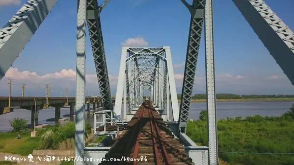★高雄大樹★高屏【舊鐵橋】走進「天空步道」漫步百年鐵道。