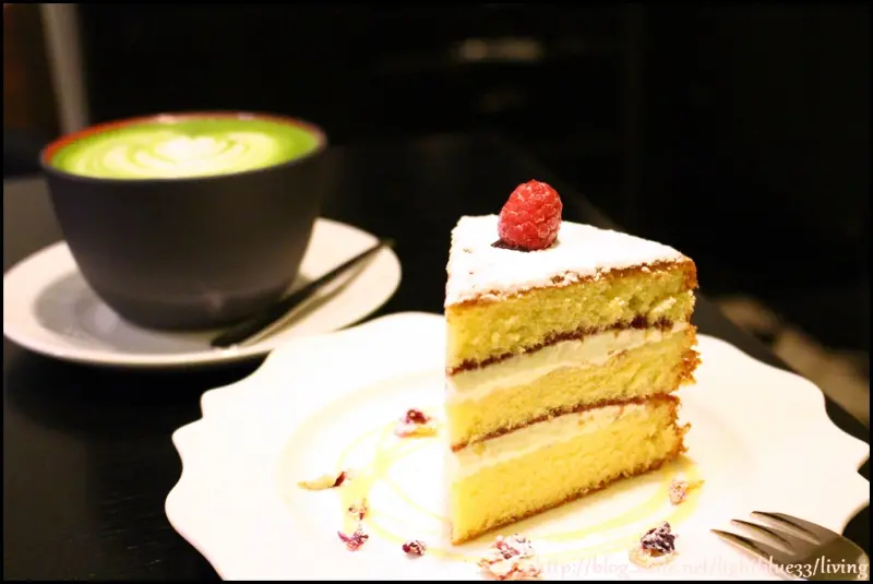 [ 內湖文德站美食 ] jokeR 一號店～cp值超高的美味手工蛋糕，免費wifi插座還免服務費