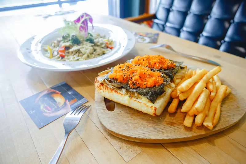 『魔王食記』台北大安 點點食堂 師大商圈美式餐廳 童趣雜貨的個性食堂 餐點豐富用心『內文有店家資訊』