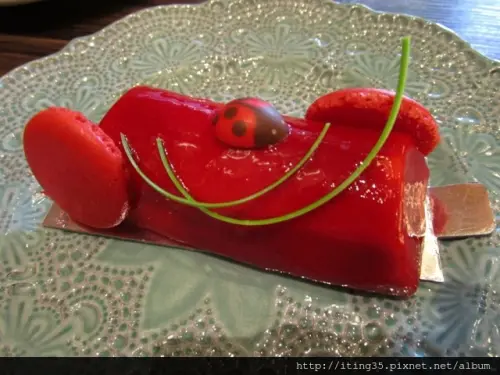 【民生社區】有巴黎戀味的法式甜點~Café du Louvre 