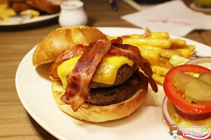 【食記】台北內湖 西湖捷運站 好適廚坊House Bistro 內湖科學園區從早吃到晚的美式餐廳