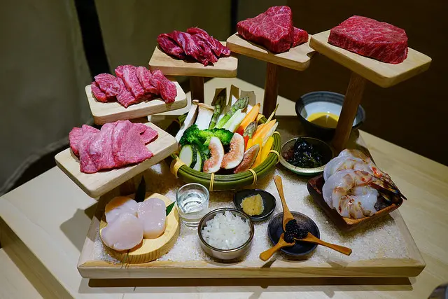 台中美食~樂軒鐵板燒試營運 9+和牛肉慾橫陳 升天的美味帶你直搗肉天堂