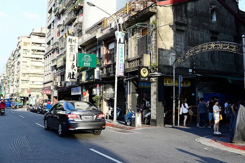 【飲料】台北。萬華西門町《iHERE tea & cafe》英國皇家御用茶 TWININGS唐寧 下午茶 (體驗)