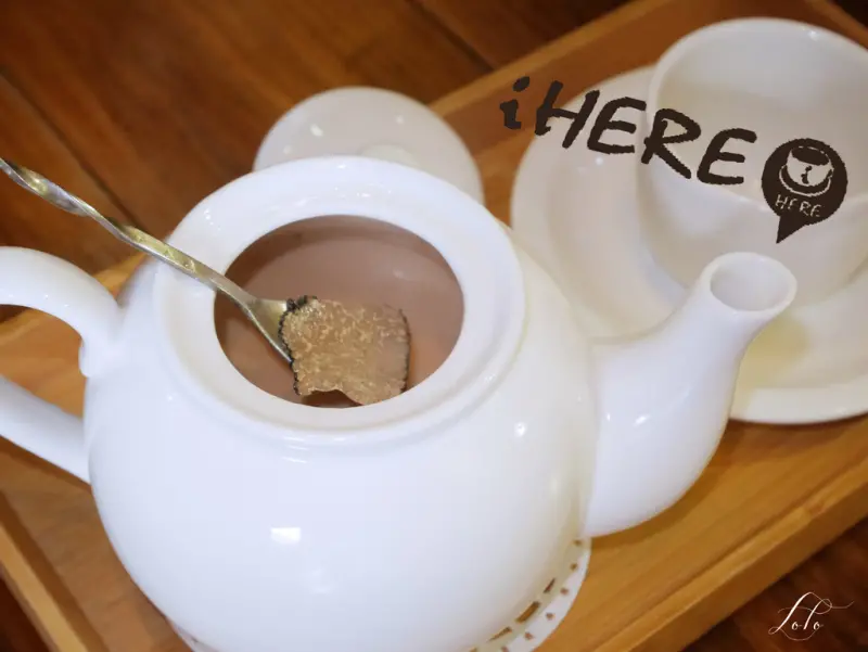 【台北飲品推薦】iHERE tea & cafe 當地小茶館-松露鍋煮奶茶獨特香氣攻佔味蕾 /剝皮寮/西門町/台北市/