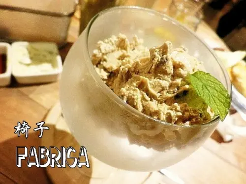 《試吃》Fabrica 椅子│創意十足咖啡廳 創出獨特口味的分子雪糕@信義安和站              