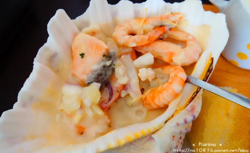 【食記*高雄】MERCI餐酒館　法式奶油漁夫鍋　蝦殼都剝好了　約會優雅不狼狽　❤