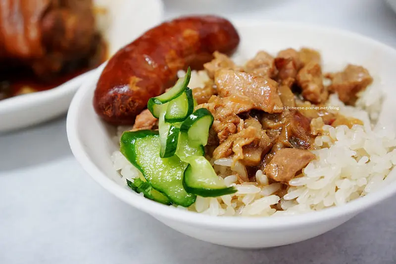 【彰化小吃】新町米糕 - 米糕.拉仔麵.豬腳.骨仔肉湯必點.食尚玩家報導.順便可以去優格餅乾學院