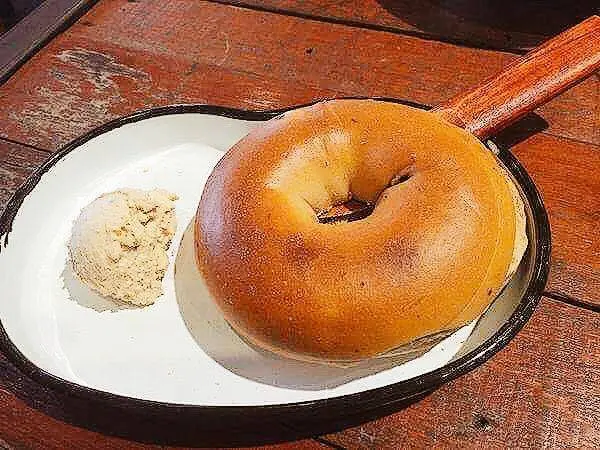 [小巨蛋捷運站] Cafe Junkies-咖啡&貝果