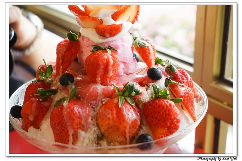 【台北】Aqua Kiss水吻3 (師大店)。pizza千層塔、草莓冰