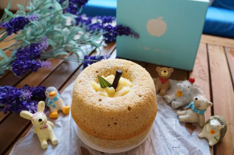 我最愛的蛋糕團購，就是咕咕霍夫的茶蘋果、鮮奶乳酪蛋糕
