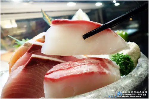 【竹北】東街日本料理，超犯規的厚切生魚片，新鮮味美價格實惠