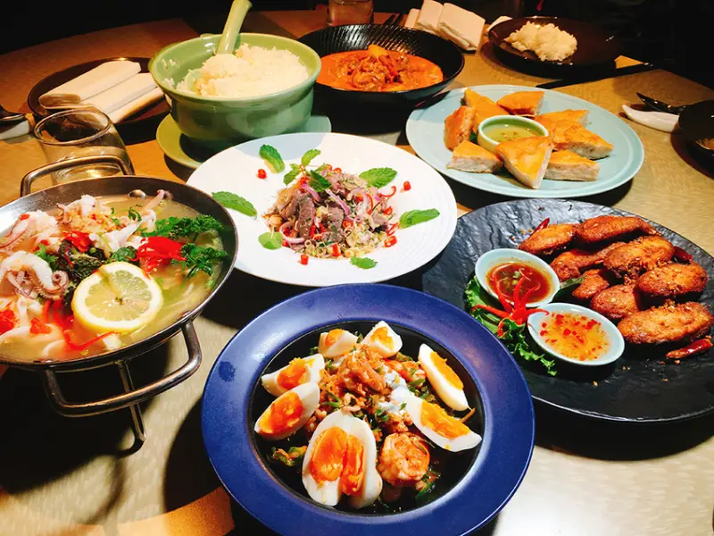 喜來登大飯店蘇可泰泰式料理  米其林一星泰式美味 道地泰國宮廷菜  泰精選Thai Select認證  善導寺站美食