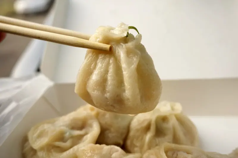 新竹早餐美食|皇膳湯包-巷口的皮薄多汁多湯消魂湯包美食(寶山路/園司/清華大學後門)--踢小米食記