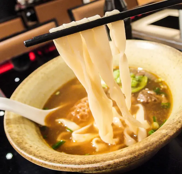 台北 內湖 愛.熟成21牛肉麵