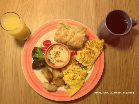 知名拍賣愛用場景 ✈ Cafe Vitus 維圖斯咖啡