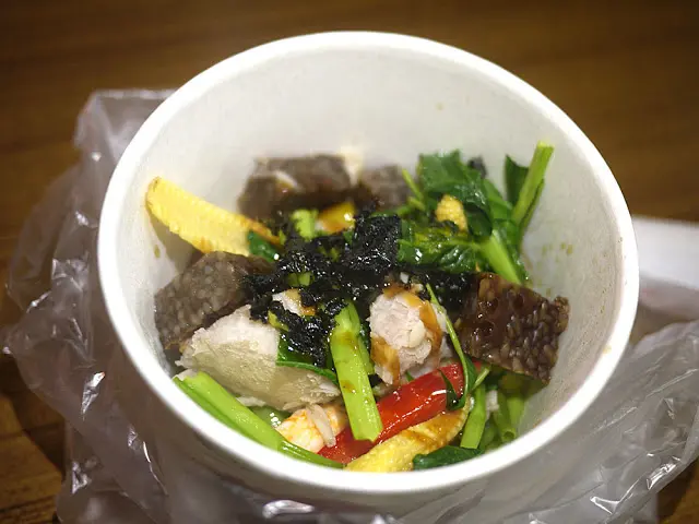 
逢甲素食推薦│Veges M 饗蔬職人乾濕皆可吃還可以素食外帶(約訪
