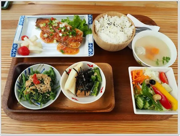 【食】【台中】本町道213巷 文化、美食、老宅的相遇