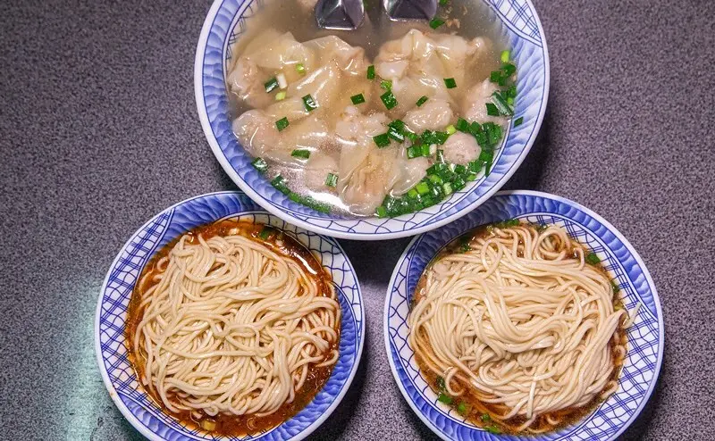 【宜蘭美食】景德炸醬麵.宜蘭四十五年老麵店.麻醬、炸醬雙絕