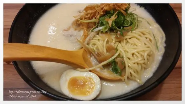 『呷』「新北市新店區」☆ 番樂屋日式拉麵 ☆ 加湯加麵不加價的拉麵連鎖店