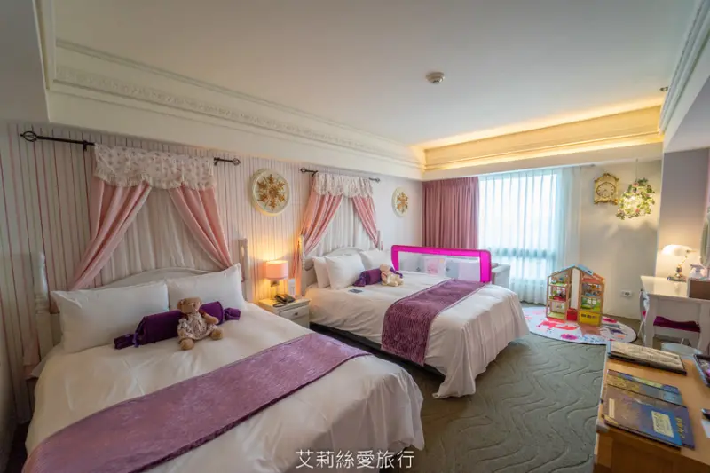 花蓮住宿》花蓮藍天麗池飯店 超夢幻公主房型 房內有遊戲區 走路到公正包子只要4分鐘！ - 艾莉絲愛旅行